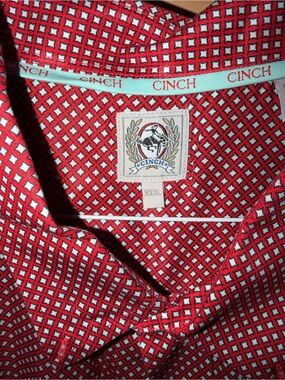 Cinch Men's Red Geometric Button-Down Shirt